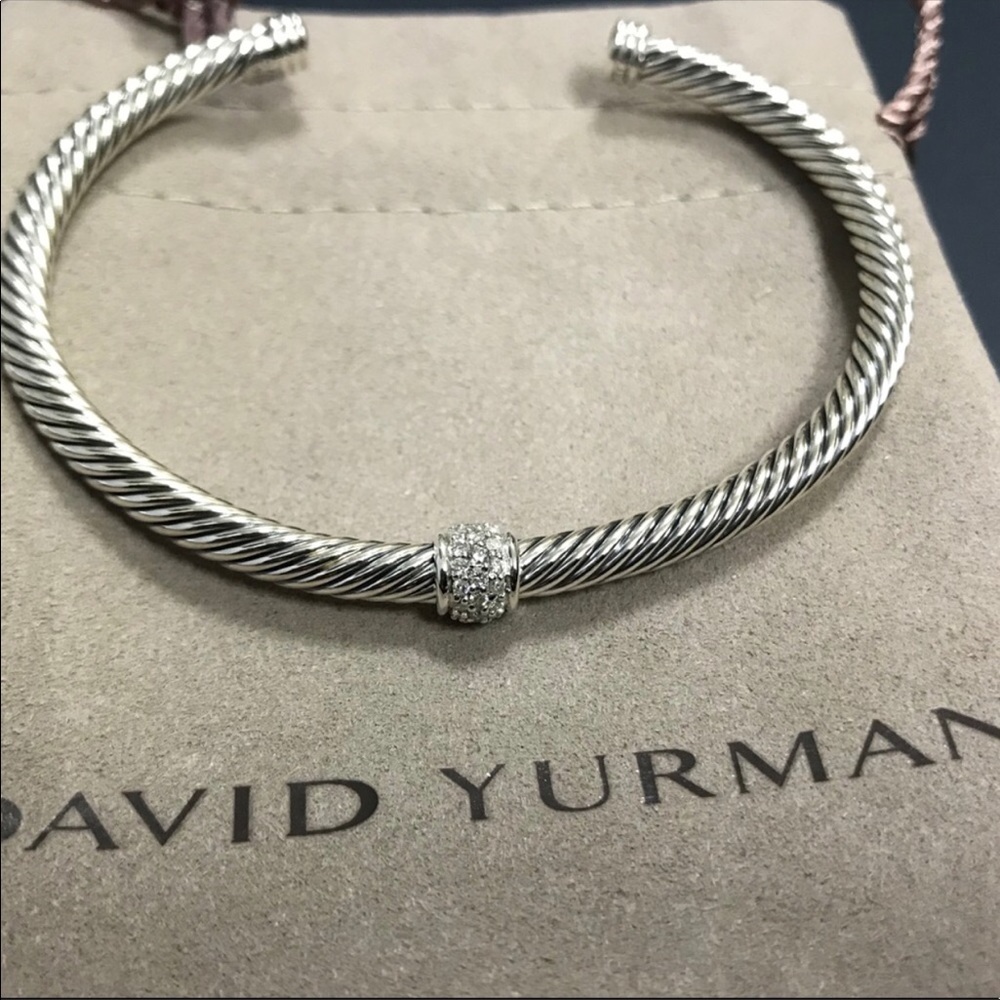 DY Silver & Center Diamonds 4mm Cable Bracelet